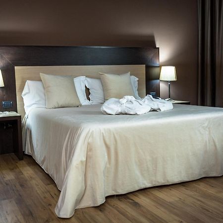 Hotel Don Camillo بريشيلّو المظهر الخارجي الصورة
