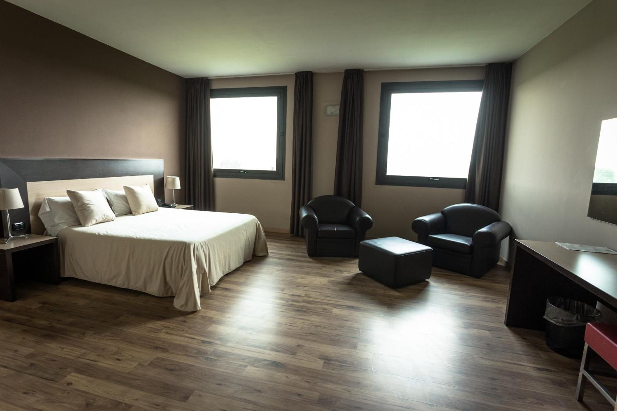 Hotel Don Camillo بريشيلّو المظهر الخارجي الصورة