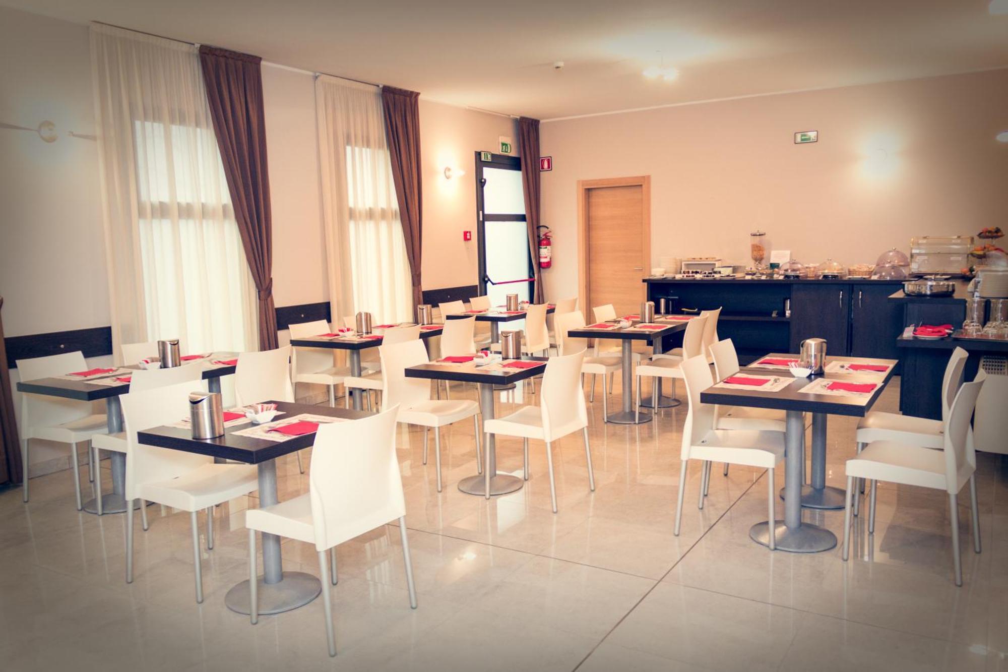 Hotel Don Camillo بريشيلّو المظهر الخارجي الصورة