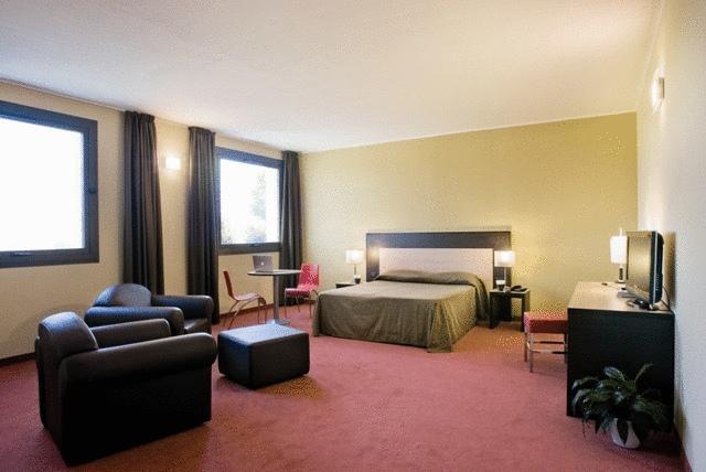 Hotel Don Camillo بريشيلّو الغرفة الصورة