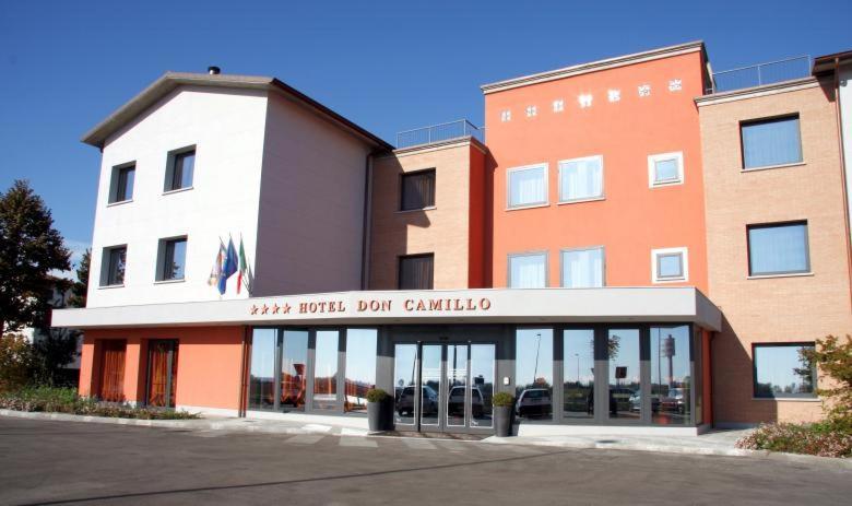 Hotel Don Camillo بريشيلّو المظهر الخارجي الصورة