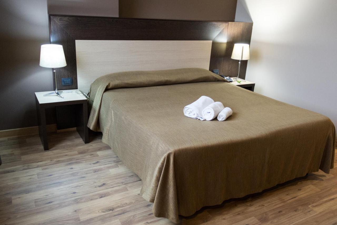 Hotel Don Camillo بريشيلّو المظهر الخارجي الصورة